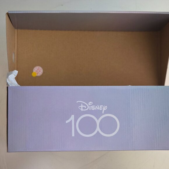 Disney Vans - Picture 4 of 7